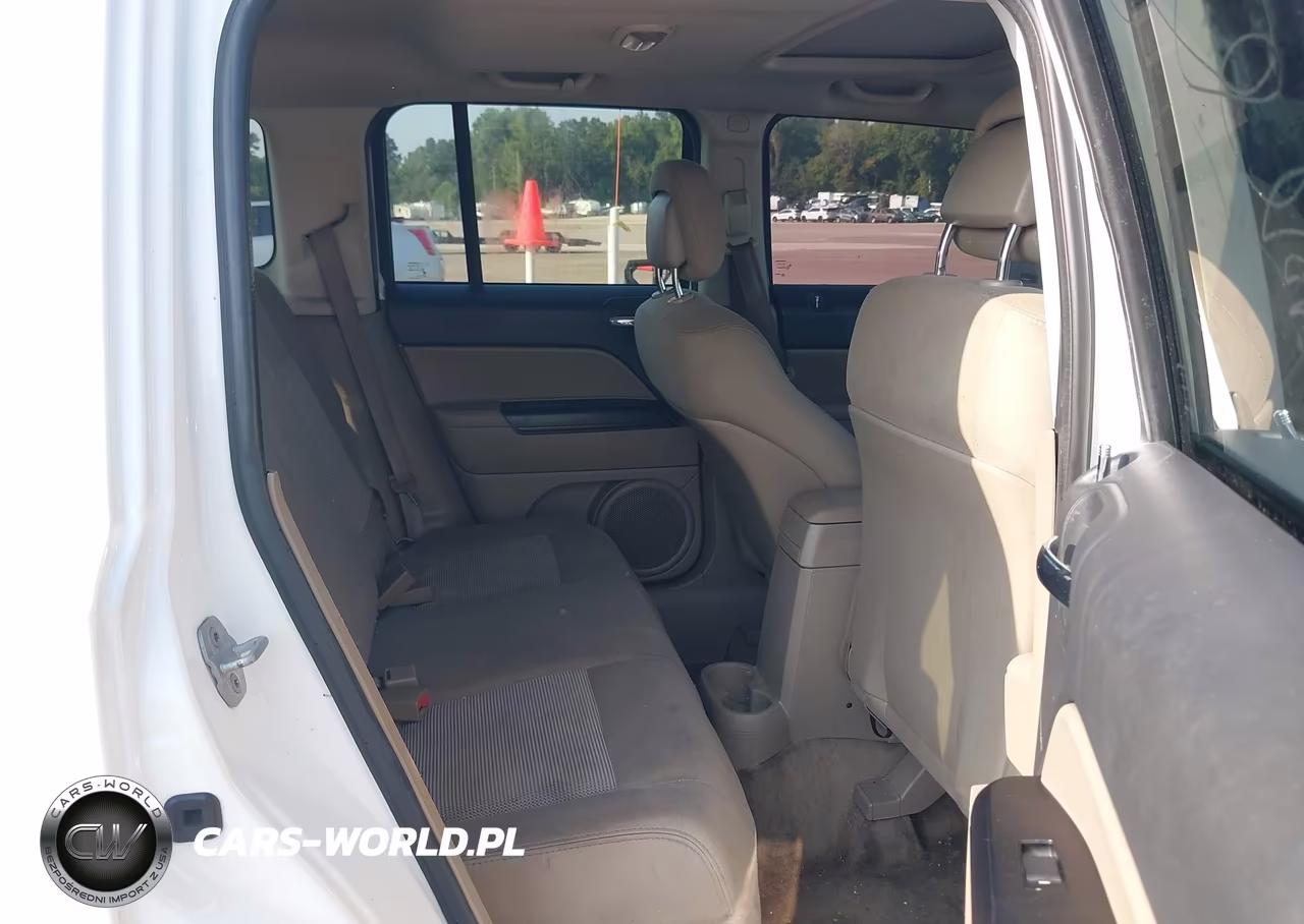 2012 Jeep Patriot Latitude VIN:1C4NJRFB9CD659272 - 8