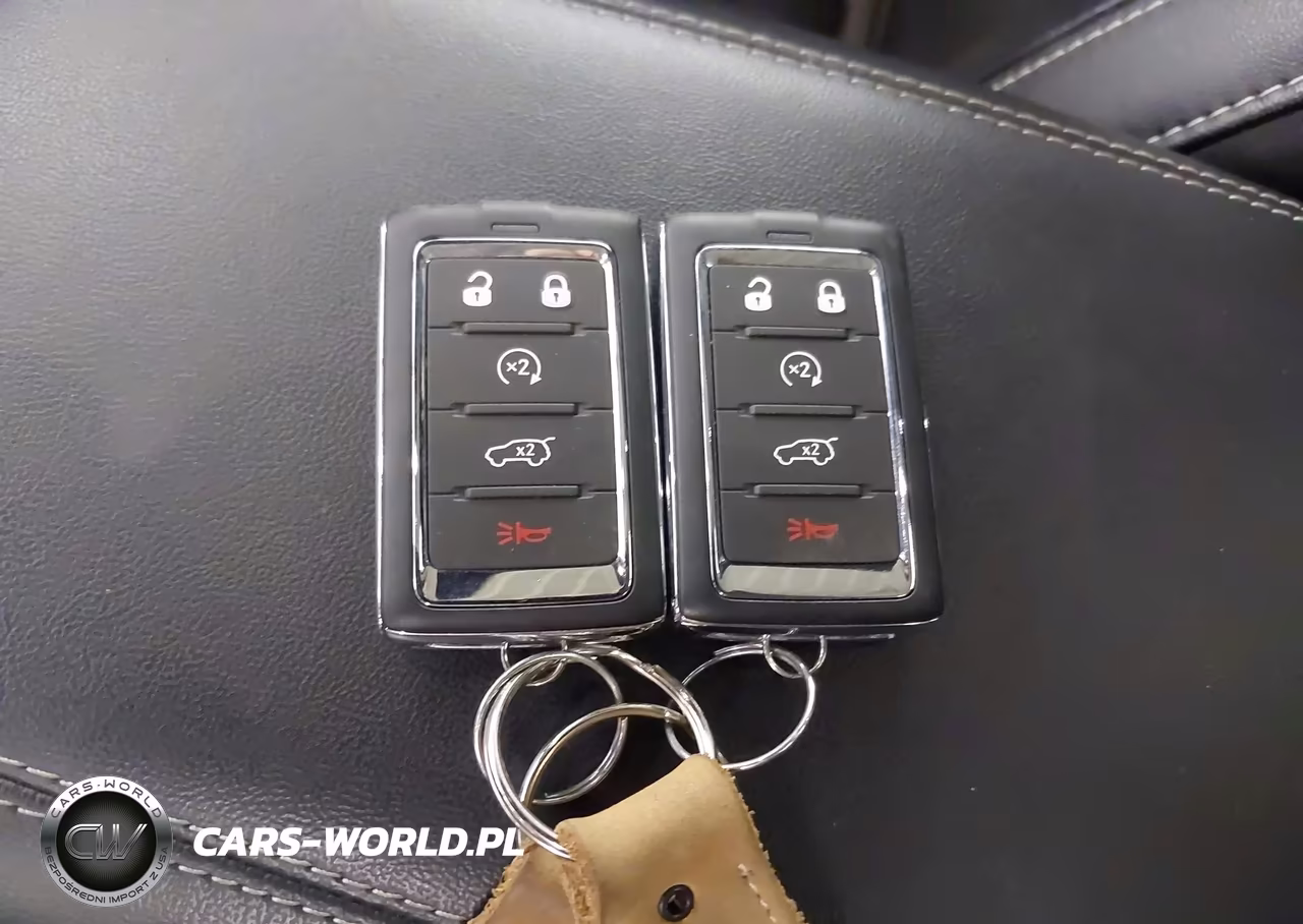 2024 Jeep Grand Cherokee Limited 4X4 VIN:1C4RJHBG6RC251811 - 11