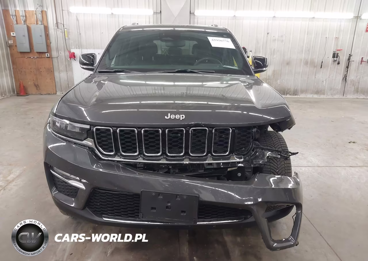 2024 Jeep Grand Cherokee Limited 4X4 VIN:1C4RJHBG6RC251811 - 13