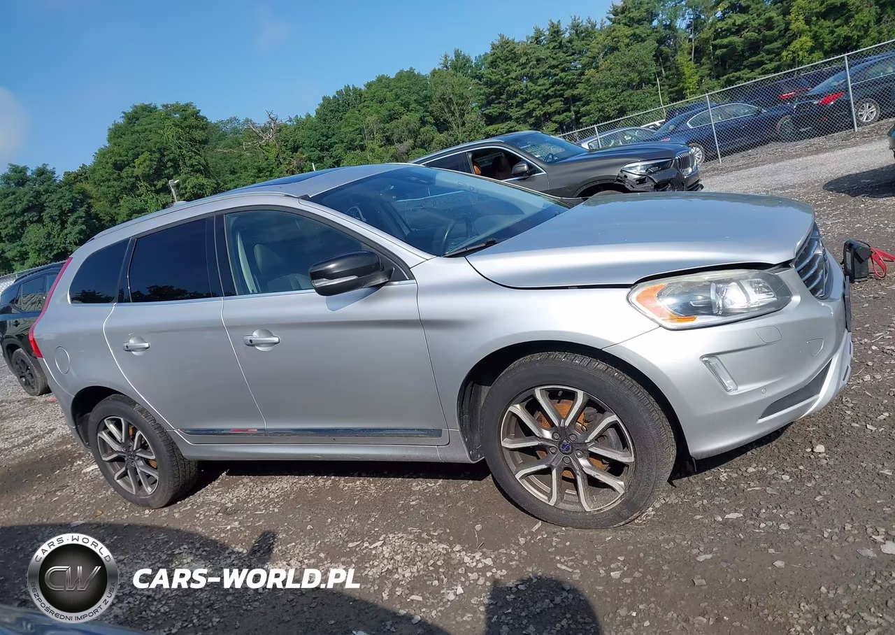 2017 Volvo Xc60 T6 Dynamic VIN:YV449MRR0H2089758 - 13