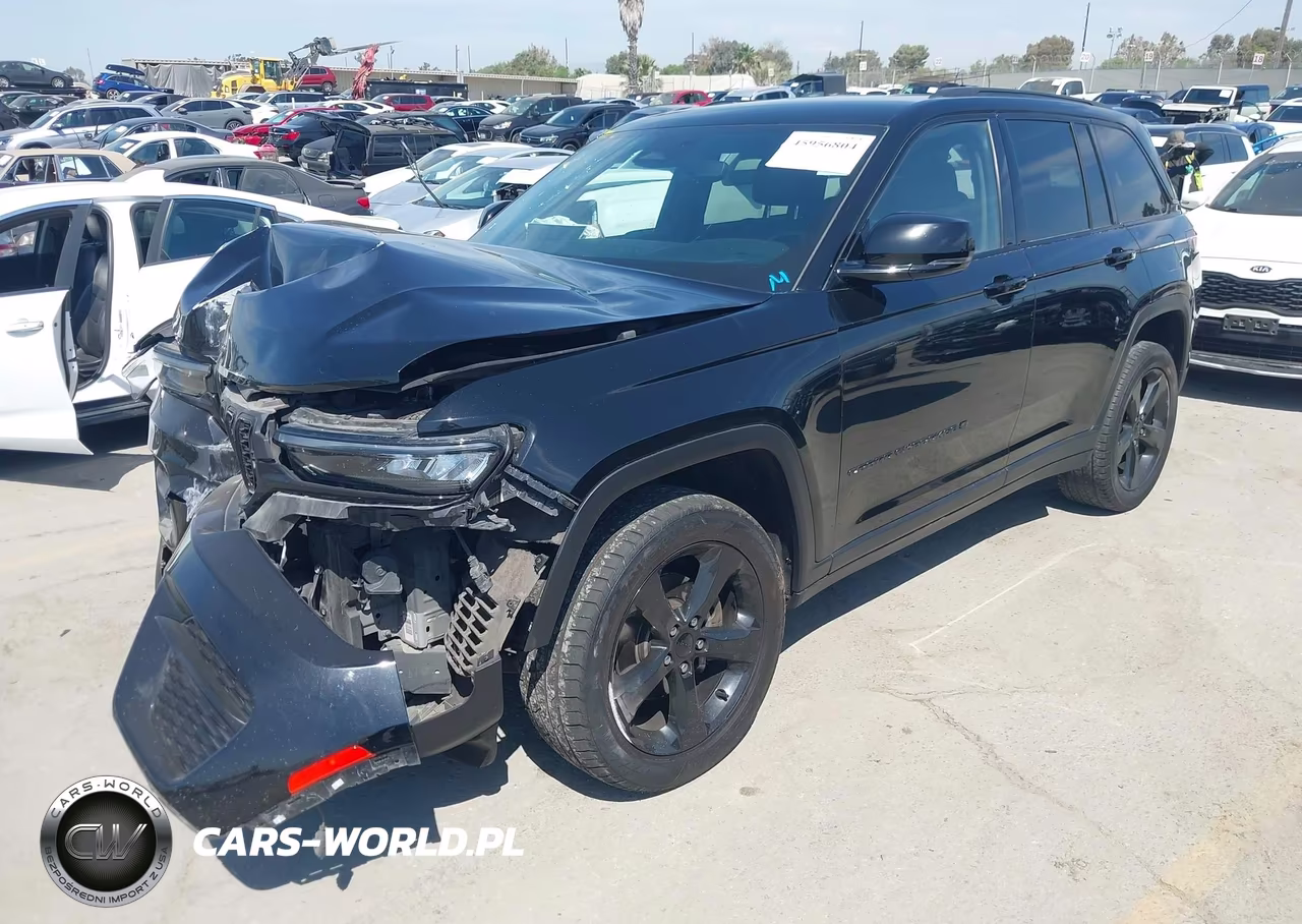 2022 Jeep Grand Cherokee Altitude 4X4 VIN:1C4RJHAG8N8573204 - 2