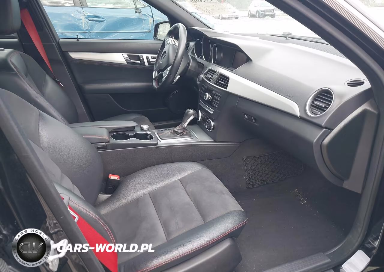 2013 Mercedes-Benz C 300 Sport 4Matic VIN:WDDGF8AB4DA824004 - 5