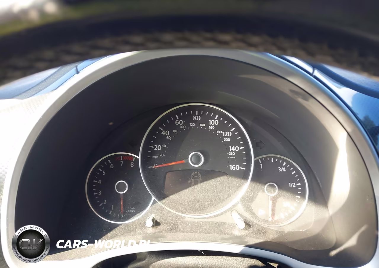 2012 Volkswagen Beetle 2.0T Turbo VIN:3VWV87AT8CM625454 - 7