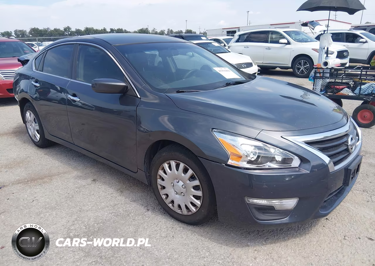 2013 Nissan Altima 2.5 S – zdjęcie 1 z 11