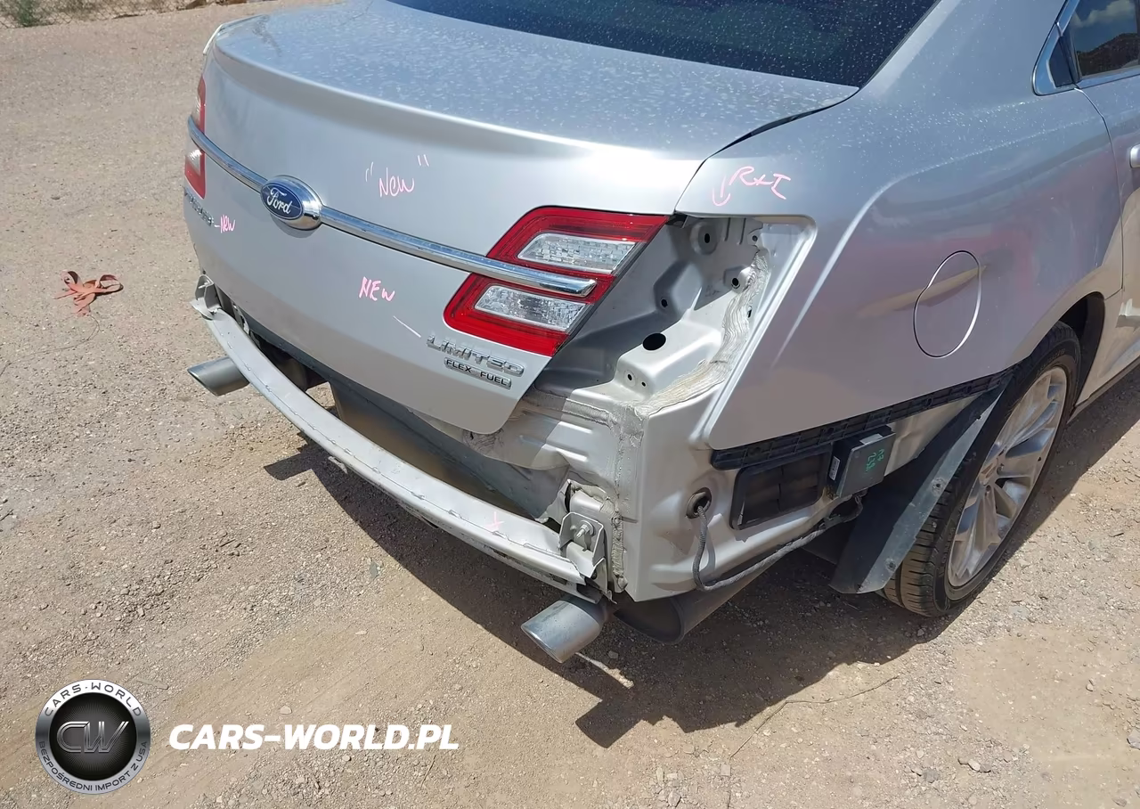 2018 Ford Taurus Limited VIN:1FAHP2F83JG126195 - 6