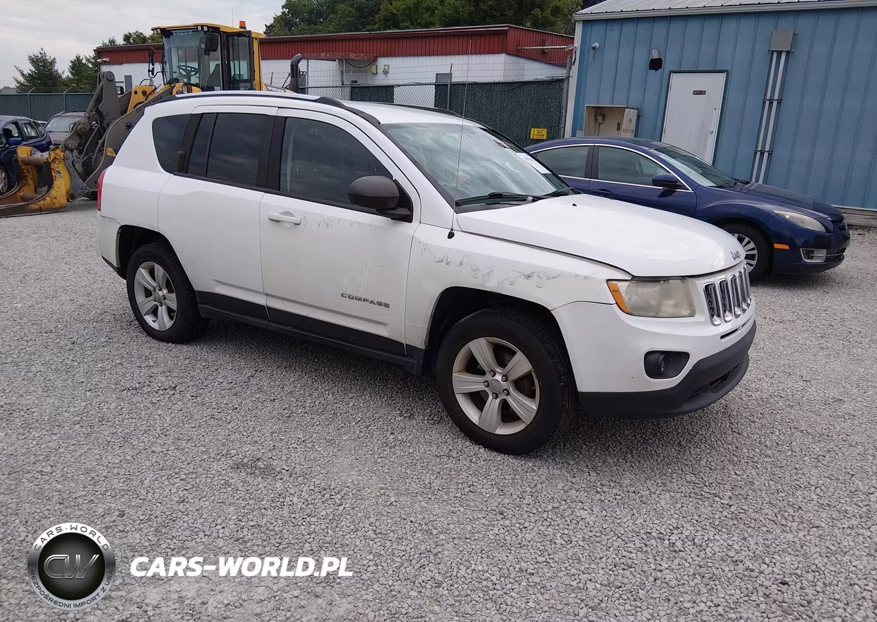 2012 Jeep Compass Latitude VIN:1C4NJCEB8CD627475 - 1