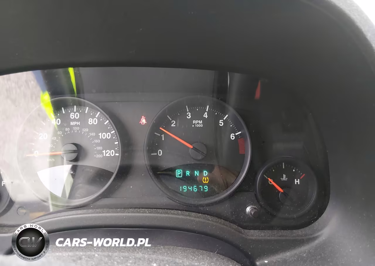 2012 Jeep Compass Latitude VIN:1C4NJCEB8CD627475 - 7