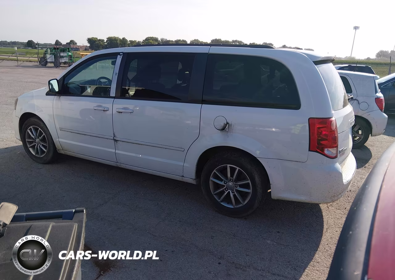 2014 Dodge Grand Caravan R-T VIN:2C4RDGEG1ER465975 - 3