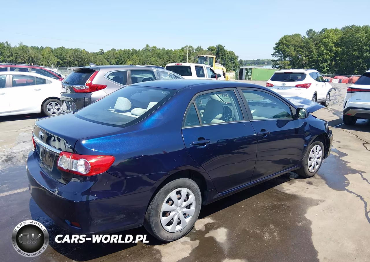 2011 Toyota Corolla Le VIN:2T1BU4EE0BC744604 - 4
