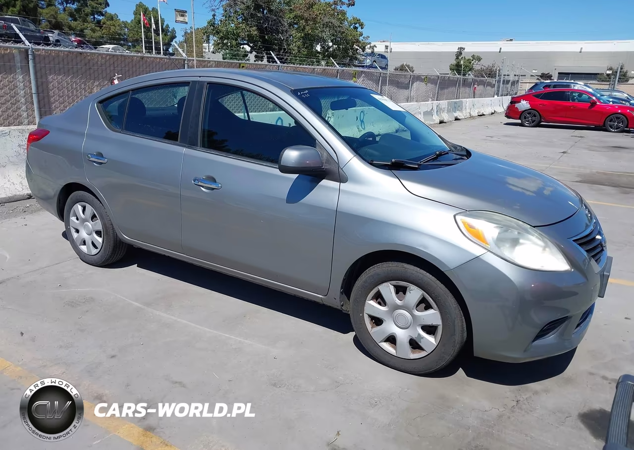 2012 Nissan Versa 1.6 Sv