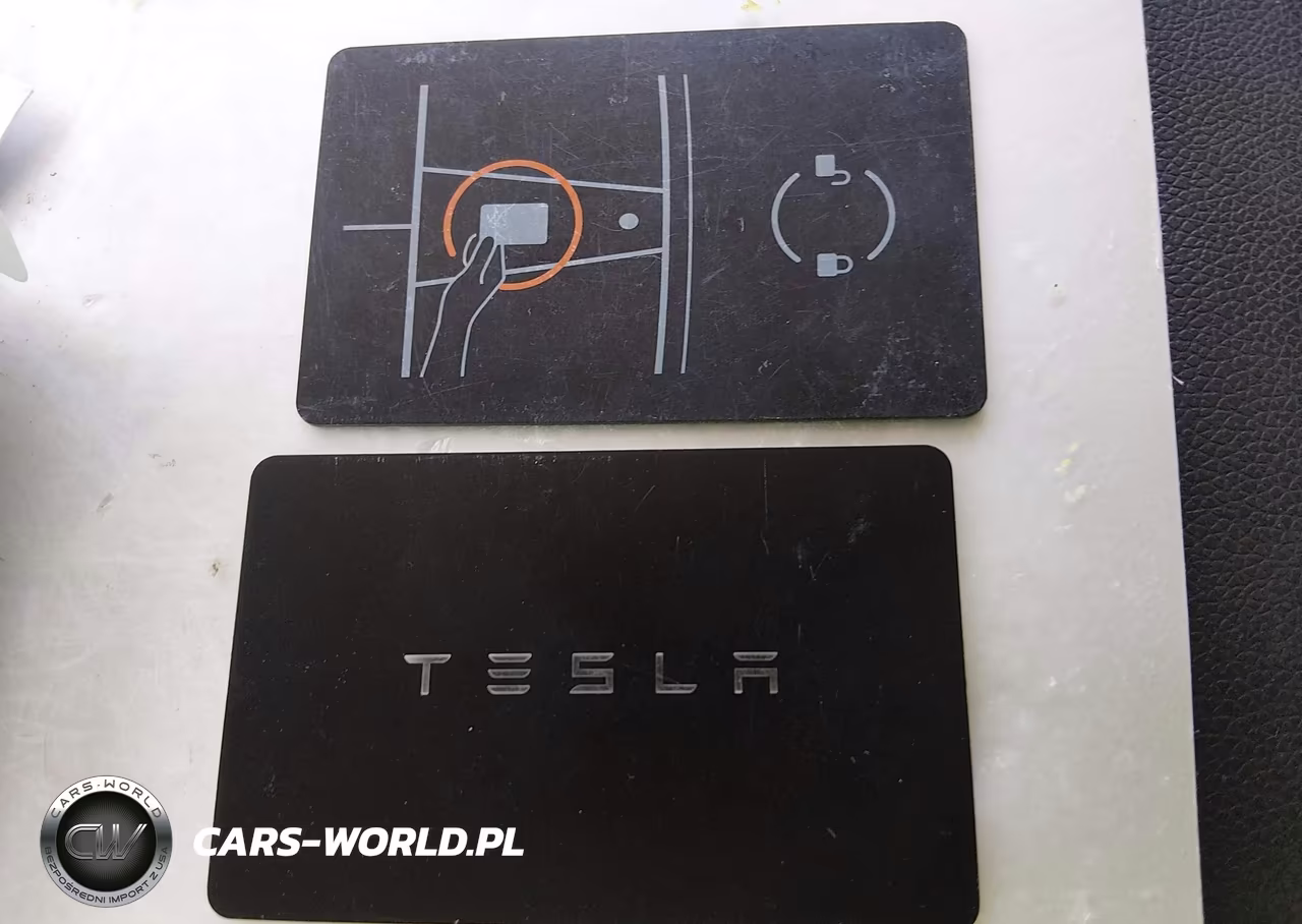2023 Tesla Model S VIN:5YJSA1E50PF499751 - 11