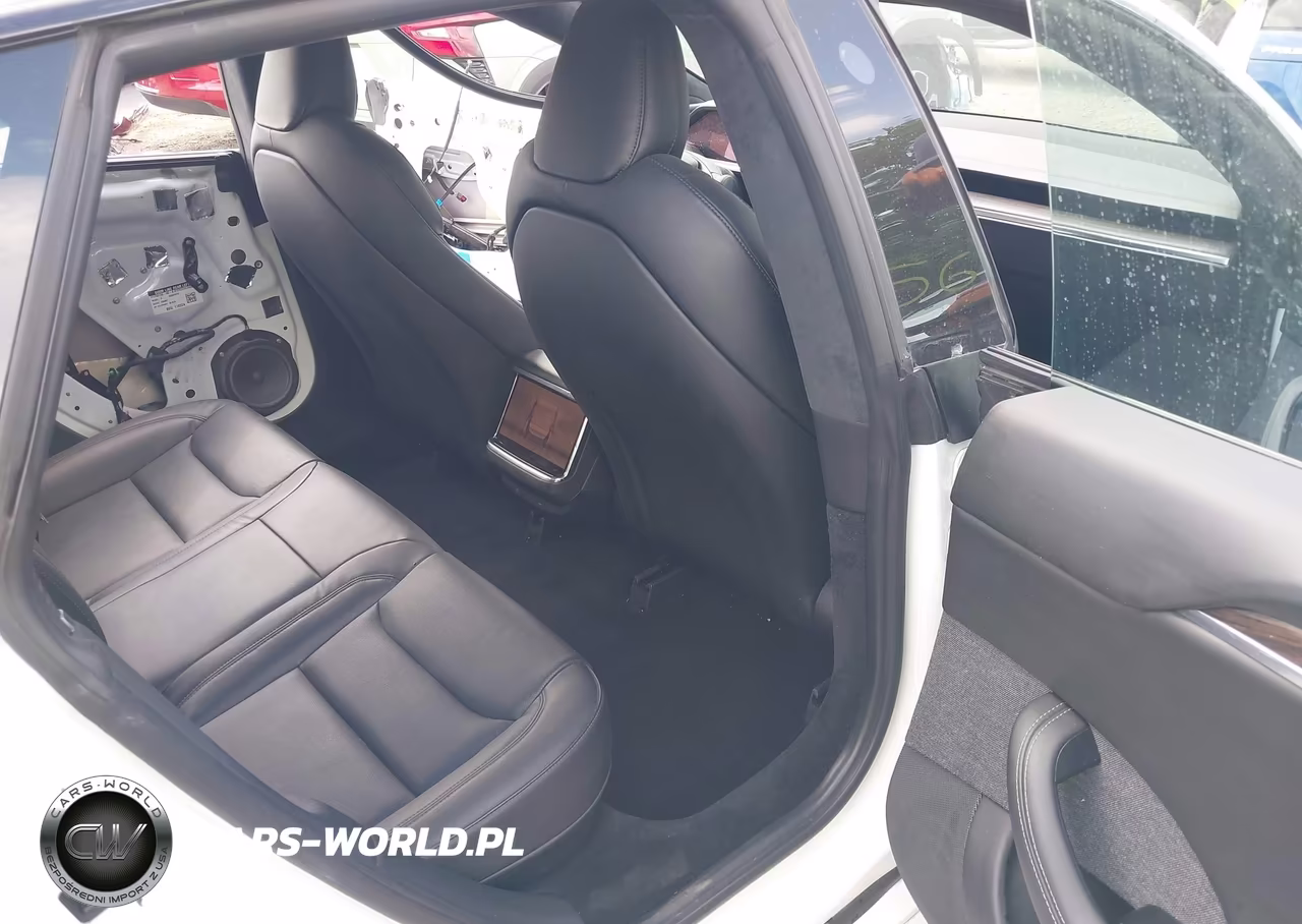 2023 Tesla Model S VIN:5YJSA1E50PF499751 - 8