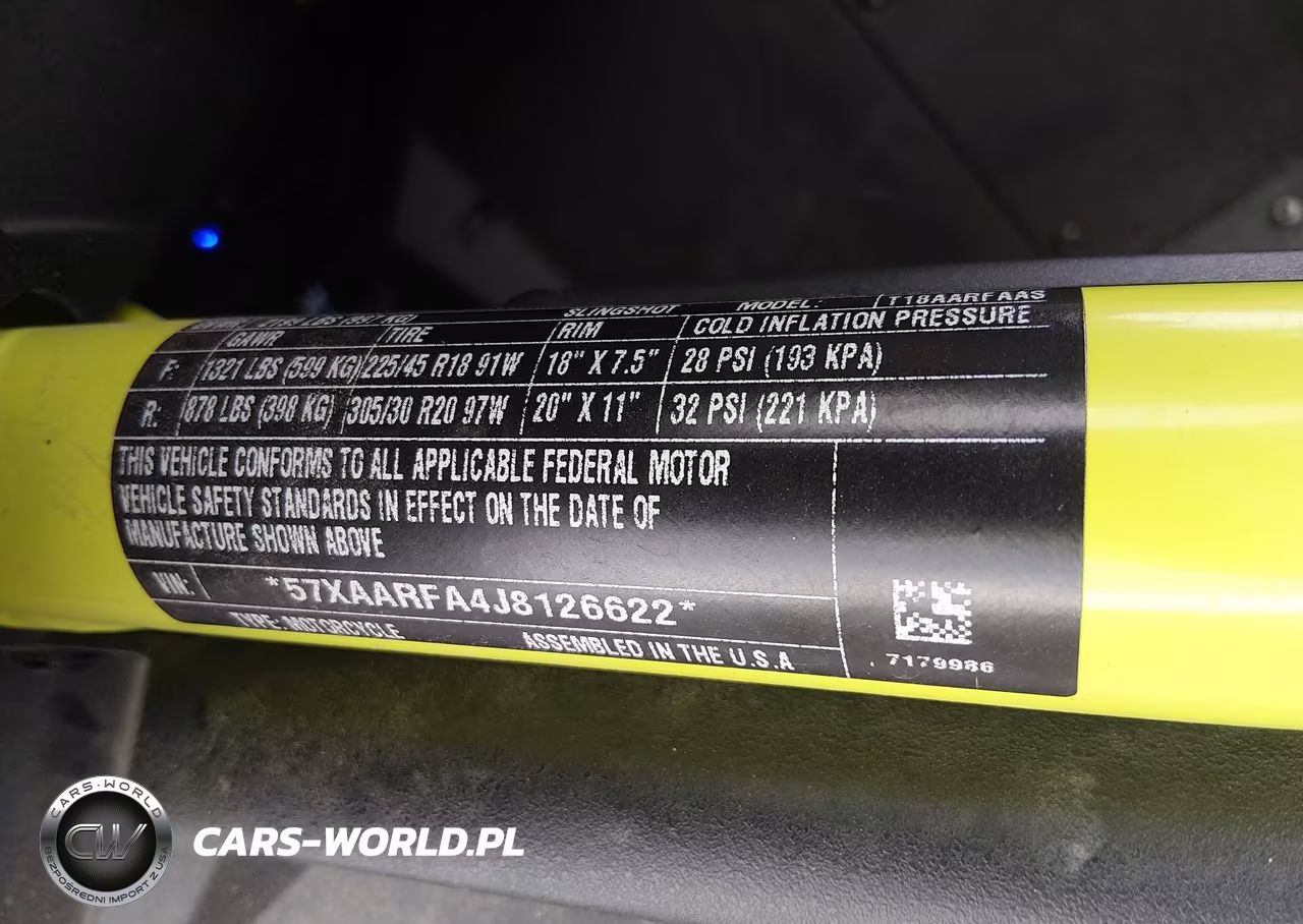 2018 Polaris Slingshot Slr VIN:57XAARFA4J8126622 - 9