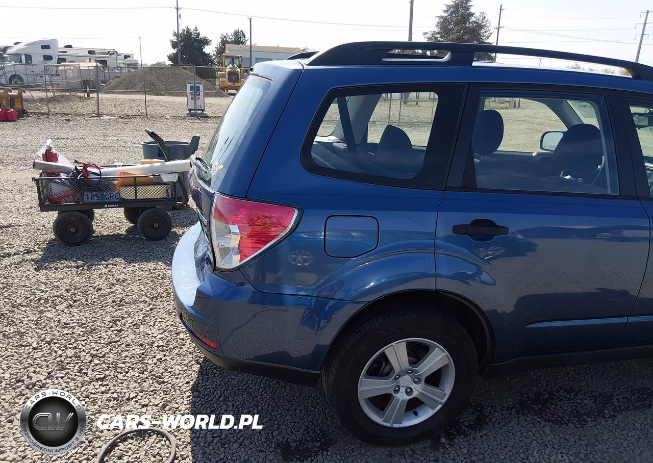 2011 Subaru Forester 2.5X VIN:JF2SHABC9BH774400 - 18