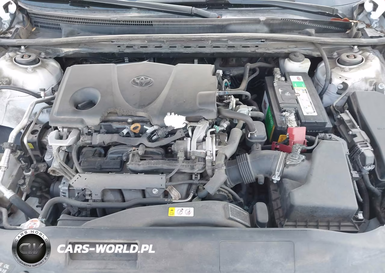 2018 Toyota Camry Le VIN:4T1B11HK0JU638224 - 10