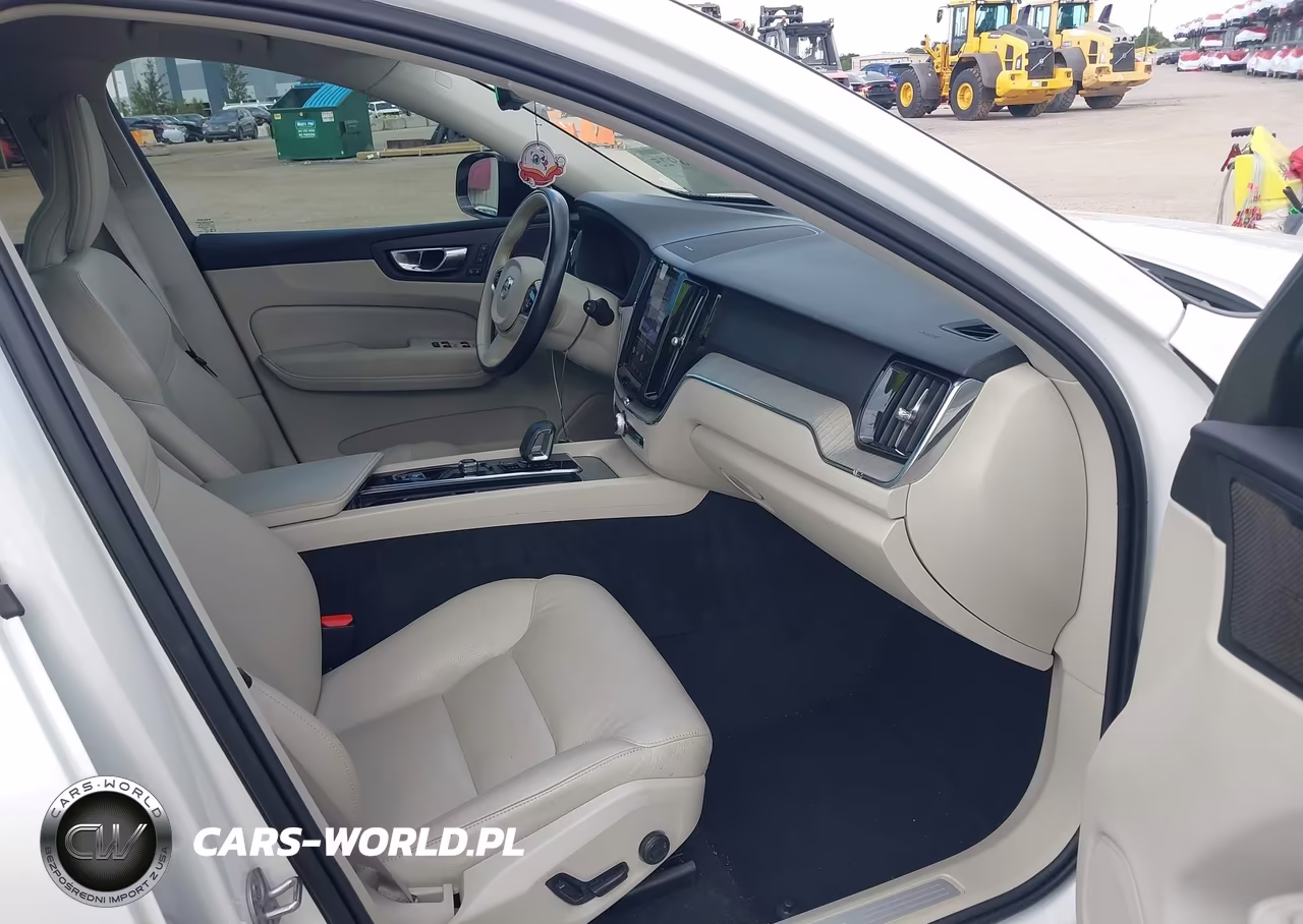 2024 Volvo Xc60 B5 Plus Dark Theme VIN:YV4L12RL9R1775839 - 5