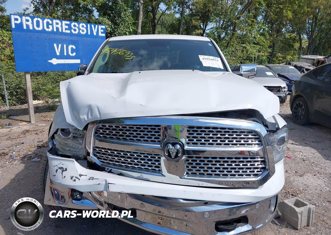 2018 Ram 1500 Laramie 4X4 5'7 Box VIN:1C6RR7NT9JS192377 - 12