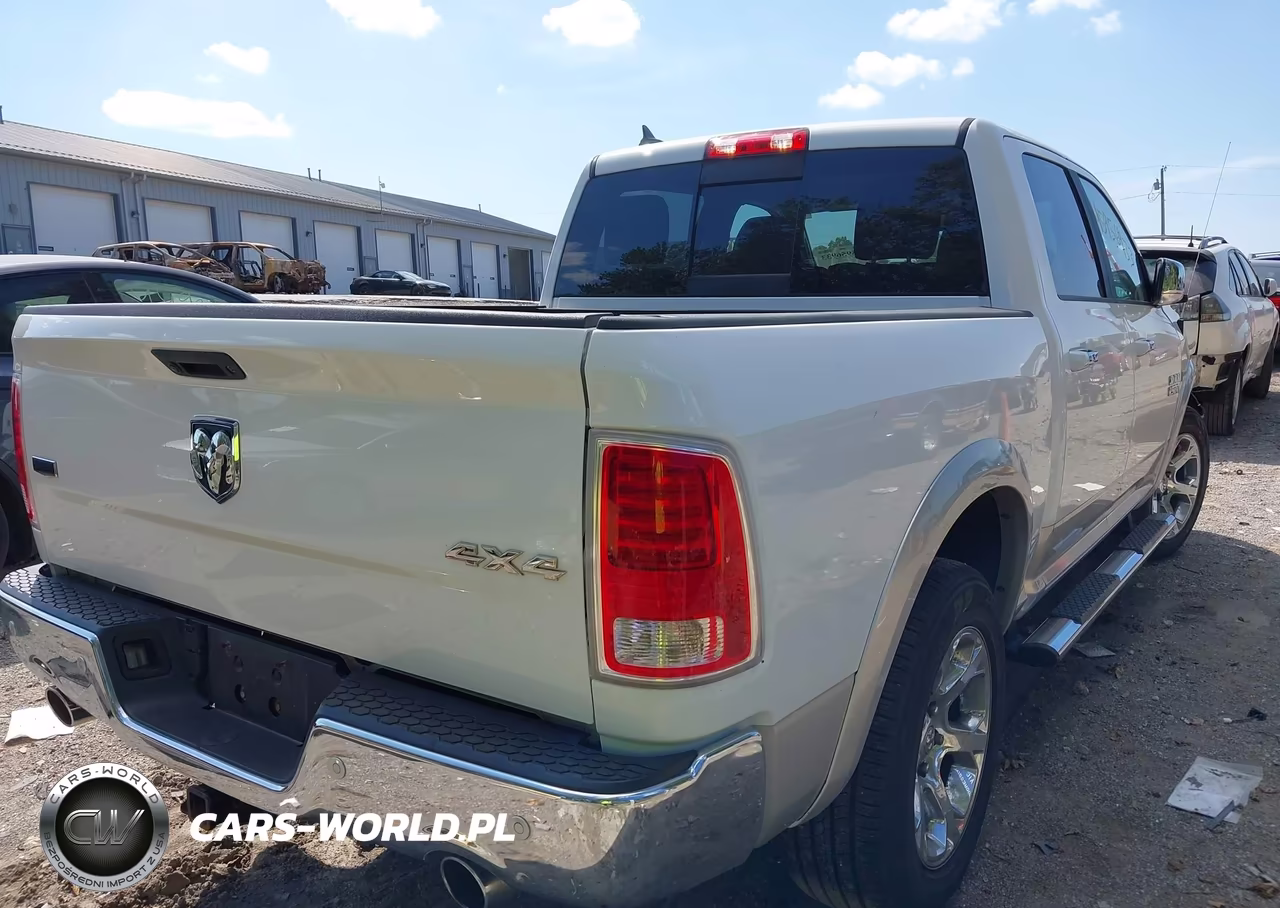 2018 Ram 1500 Laramie 4X4 5'7 Box VIN:1C6RR7NT9JS192377 - 4