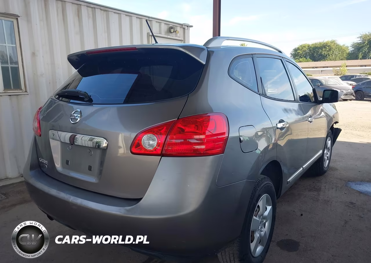 2014 Nissan Rogue Select S VIN:JN8AS5MT3EW616414 - 4