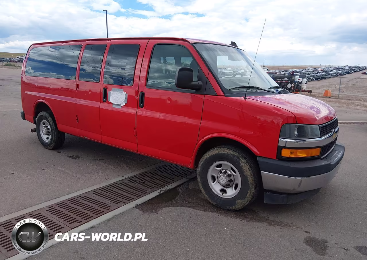 2018 Chevrolet Express 3500 Lt VIN:1GAZGPFG9J1300088 - 1