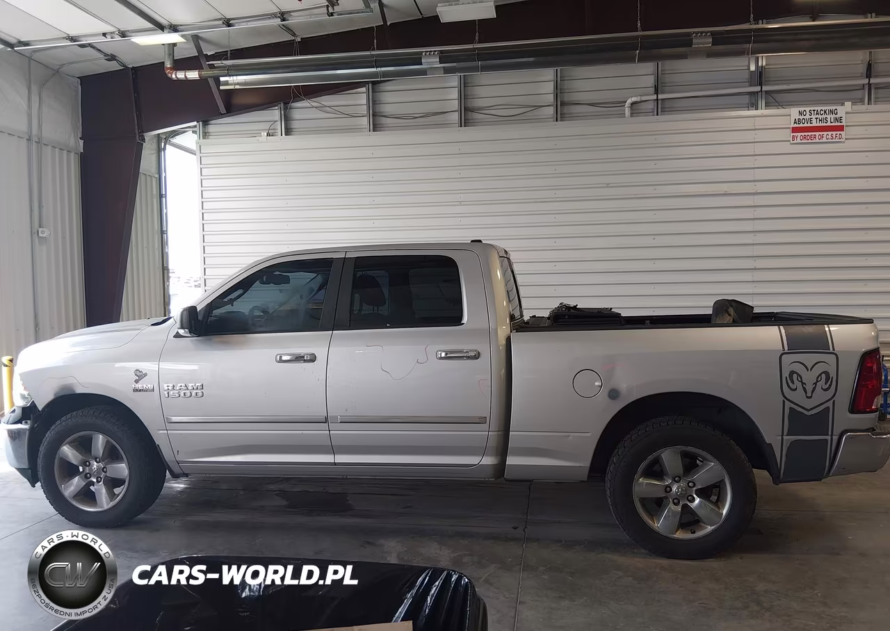 2015 Ram 1500 Big Horn VIN:1C6RR7TT5FS641502 - 15