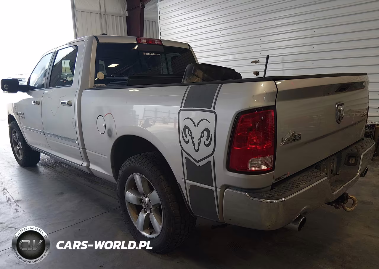 2015 Ram 1500 Big Horn VIN:1C6RR7TT5FS641502 - 3