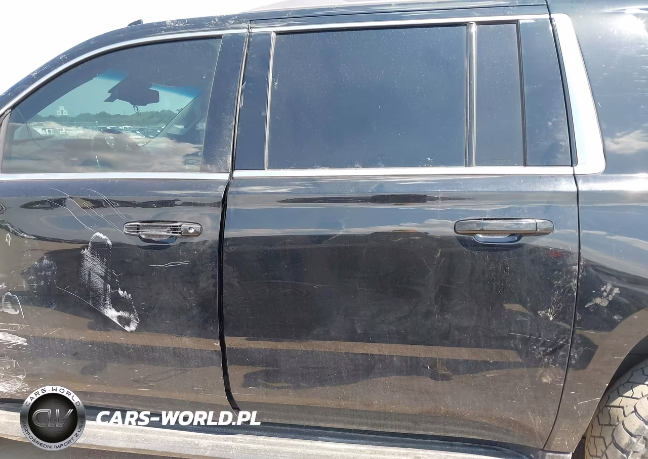 2016 Chevrolet Suburban Lt VIN:1GNSKHKCXGR411735 - 14