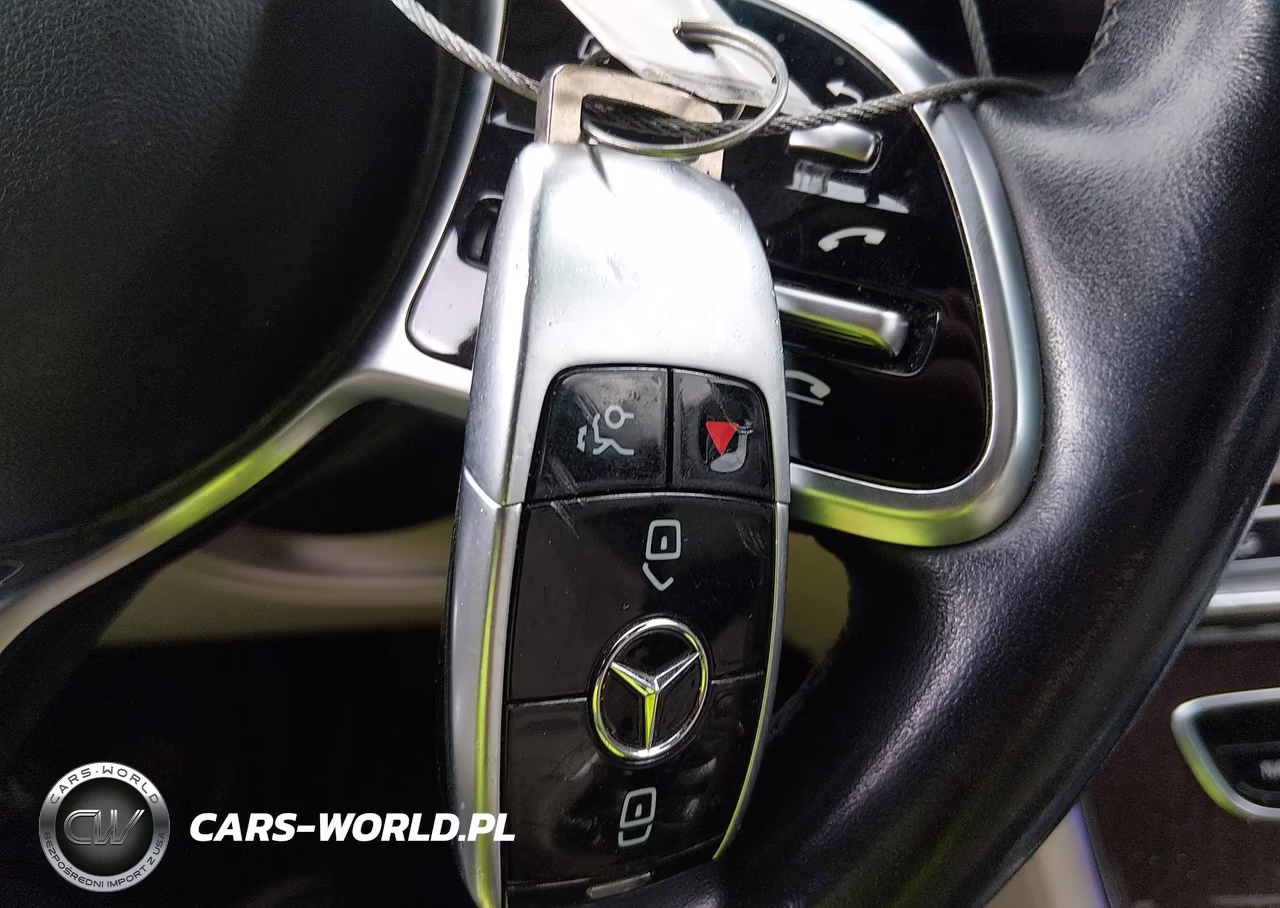 2020 Mercedes-Benz E 350 VIN:WDDZF8DB6LA741063 - 11