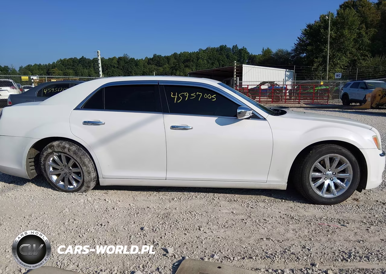 2012 Chrysler 300 Limited VIN:2C3CCACG4CH245651 - 13