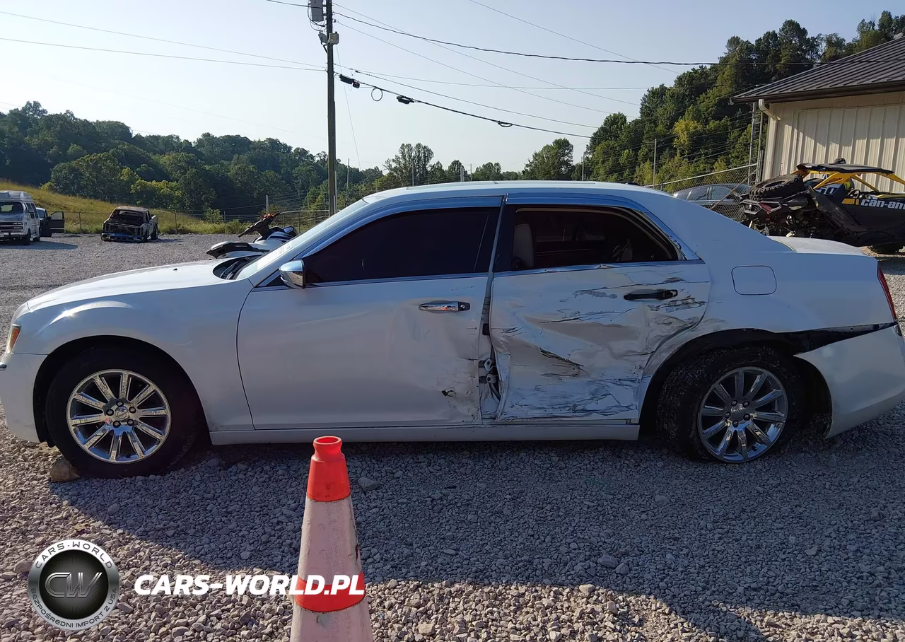 2012 Chrysler 300 Limited VIN:2C3CCACG4CH245651 - 14