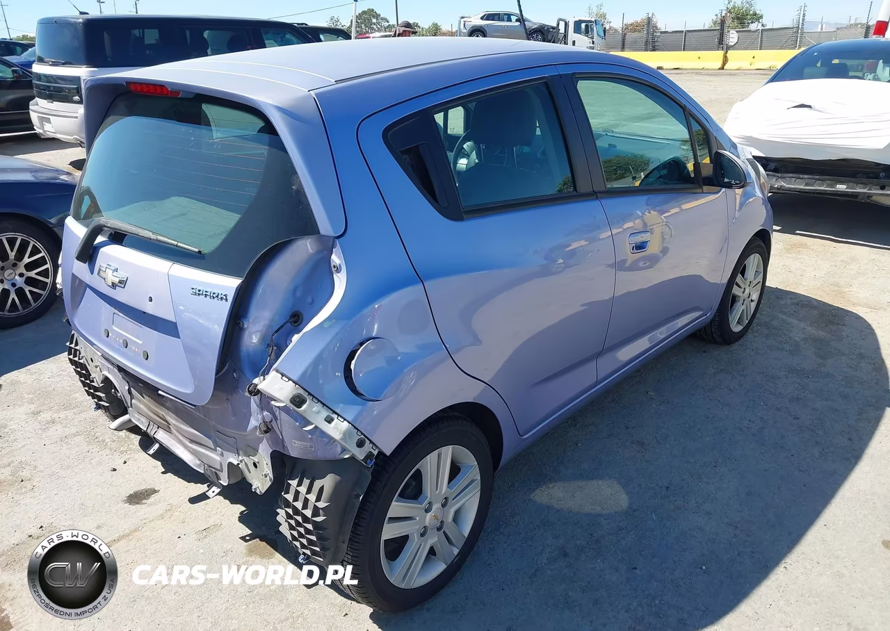 2015 Chevrolet Spark Ls Cvt VIN:KL8CB6S91FC744938 - 4