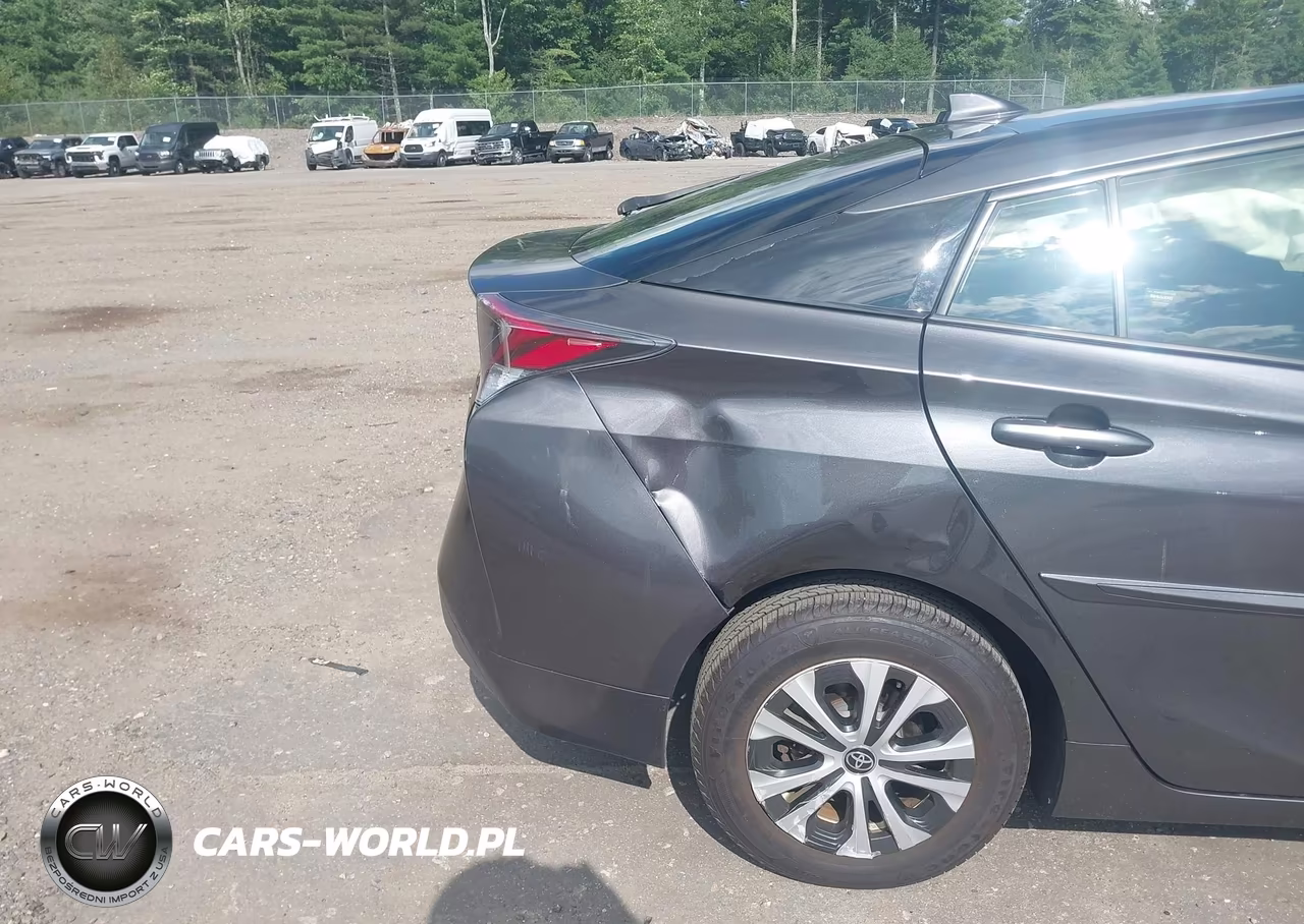 2016 Toyota Prius Three VIN:JTDKARFU4G3517444 - 19