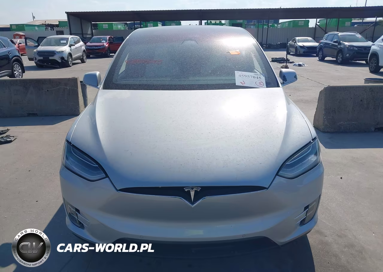 2016 Tesla Model X 60D-70D-75D-90D-P100D VIN:5YJXCBE2XGF029383 - 11