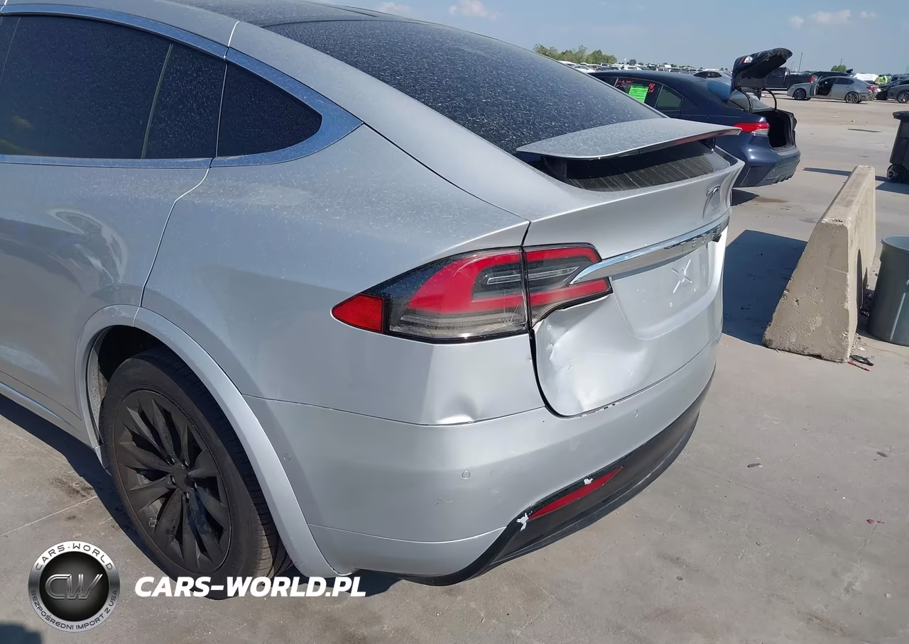 2016 Tesla Model X 60D-70D-75D-90D-P100D VIN:5YJXCBE2XGF029383 - 6