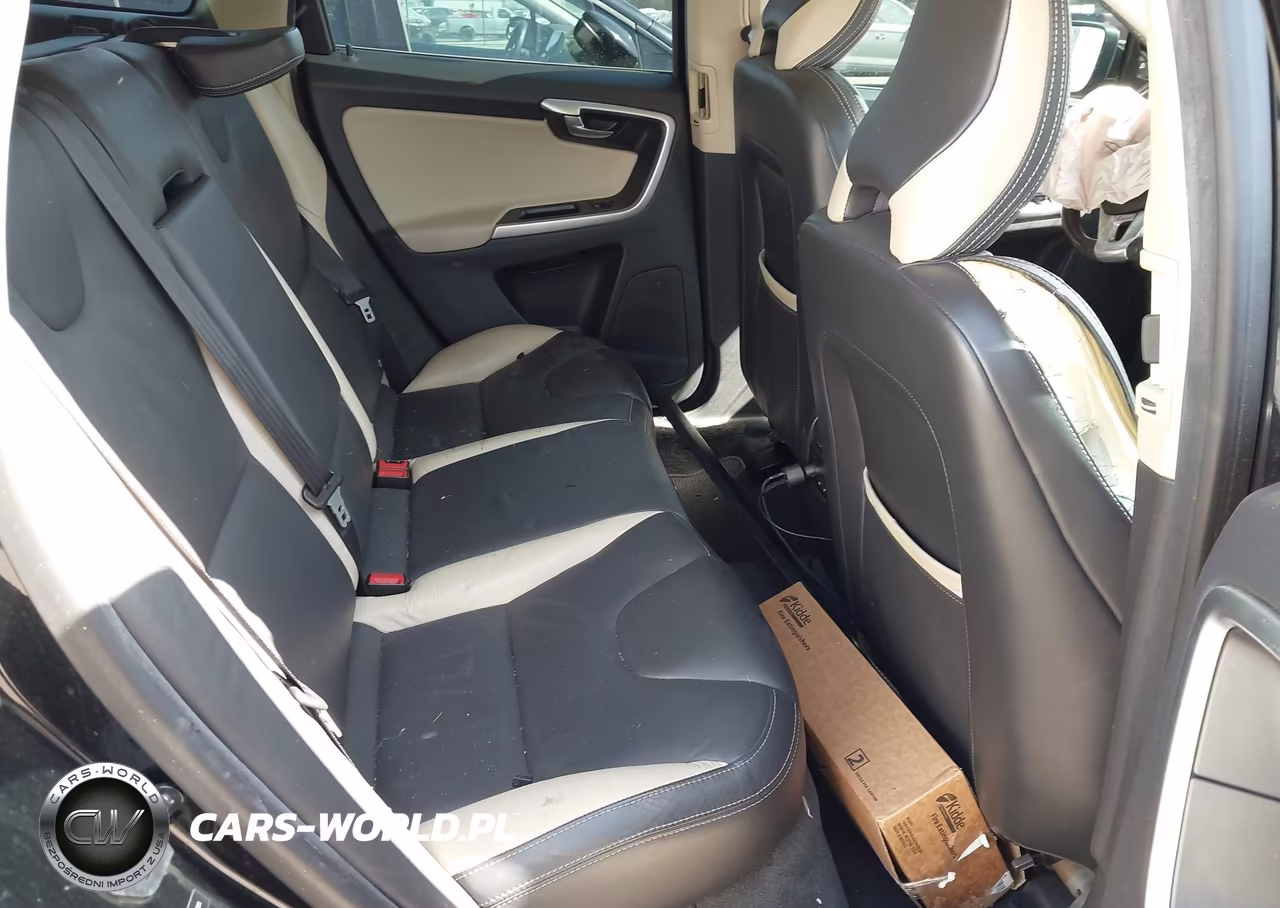 2012 Volvo Xc60 T6-T6 Platinum-T6 Premier Plus-T6 R-Design-T6 R-Design Platinum-T6 R-Design Premier Plus VIN:YV4902DZ0C2265325 - 8
