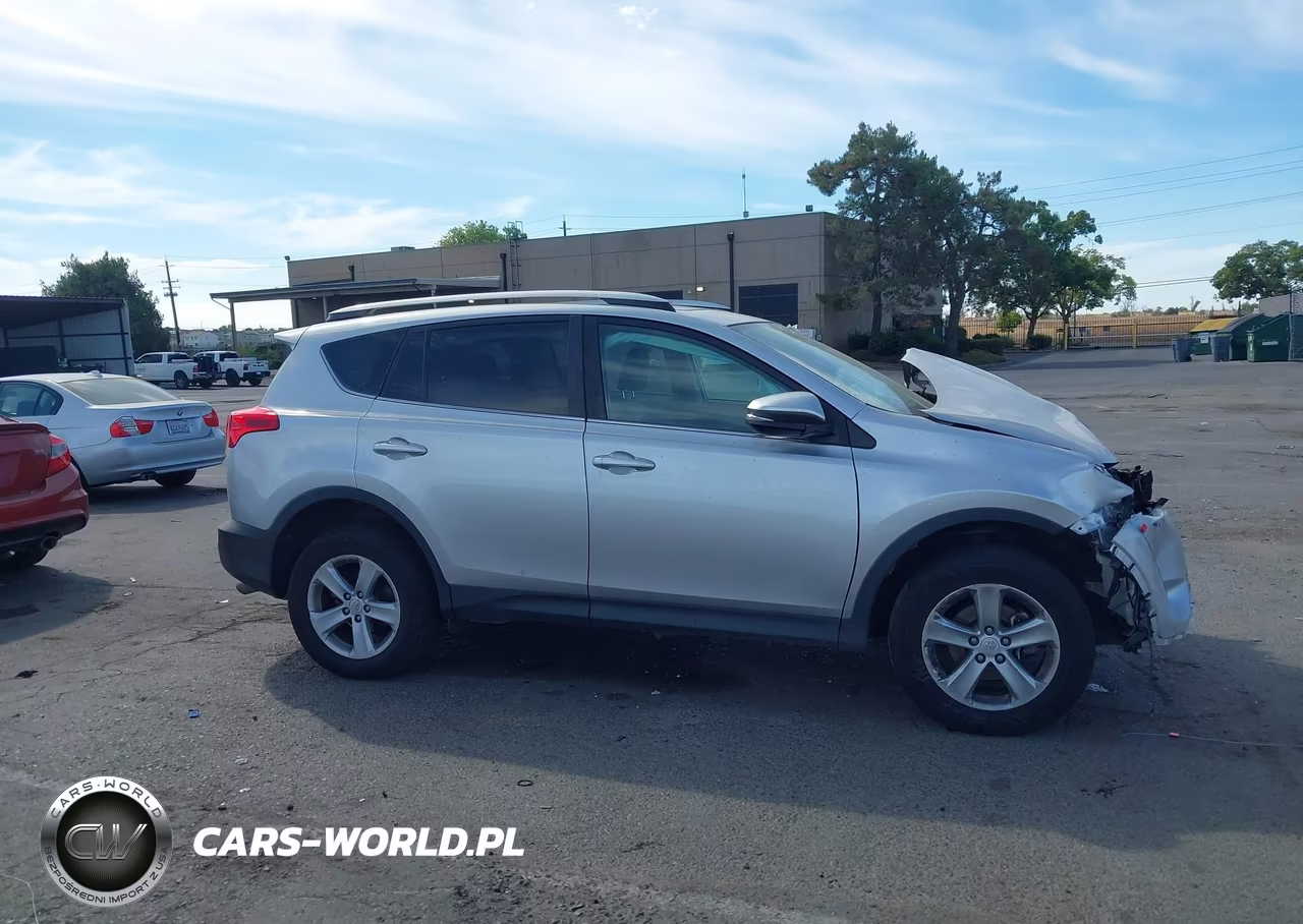 2014 Toyota Rav4 Xle VIN:2T3RFREV0EW137179 - 14