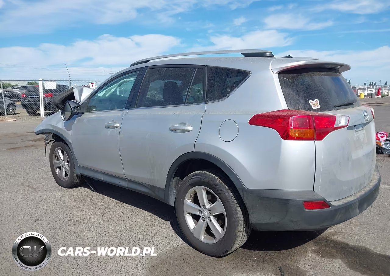 2014 Toyota Rav4 Xle VIN:2T3RFREV0EW137179 - 3