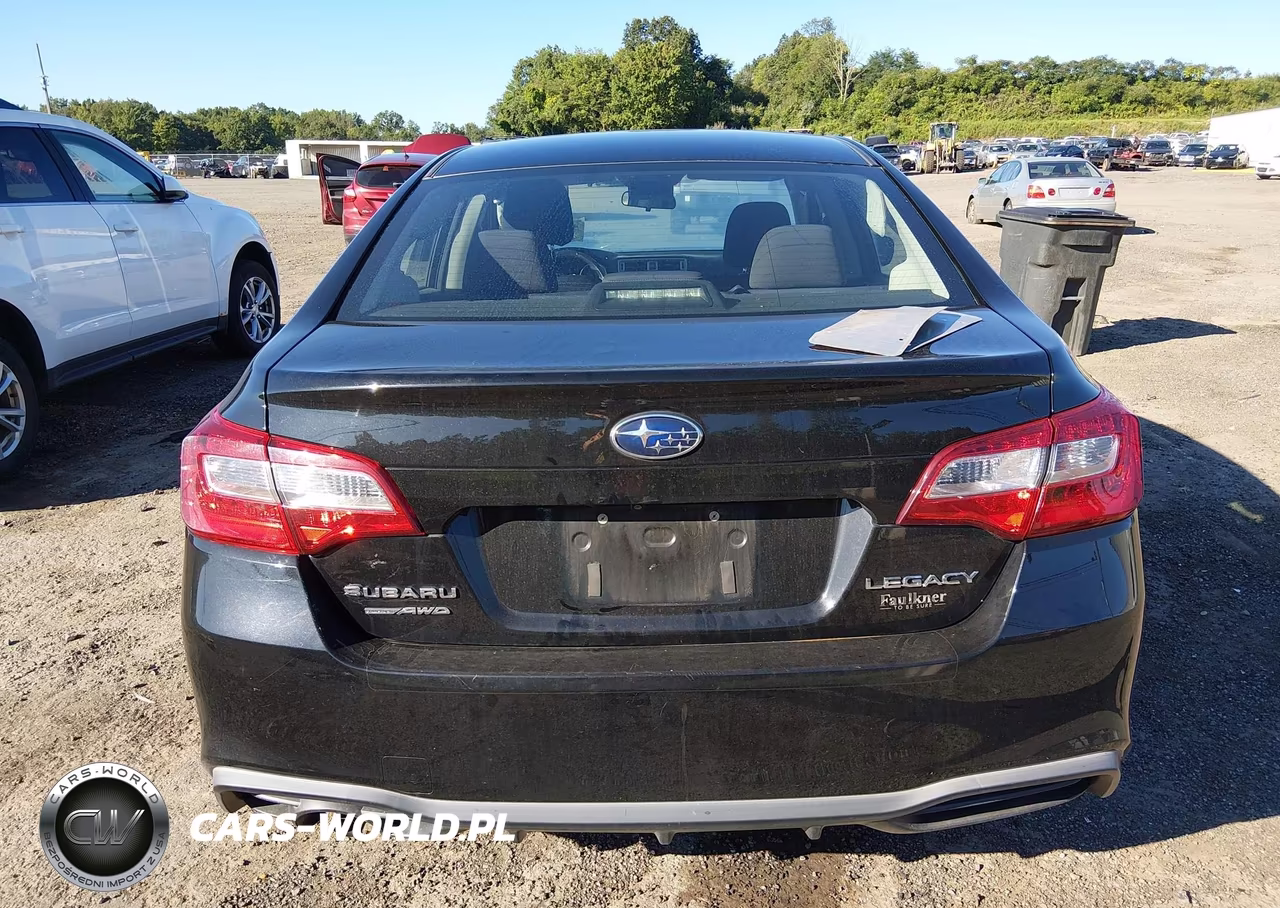 2018 Subaru Legacy 2.5I VIN:4S3BNAA64J3022702 - 17