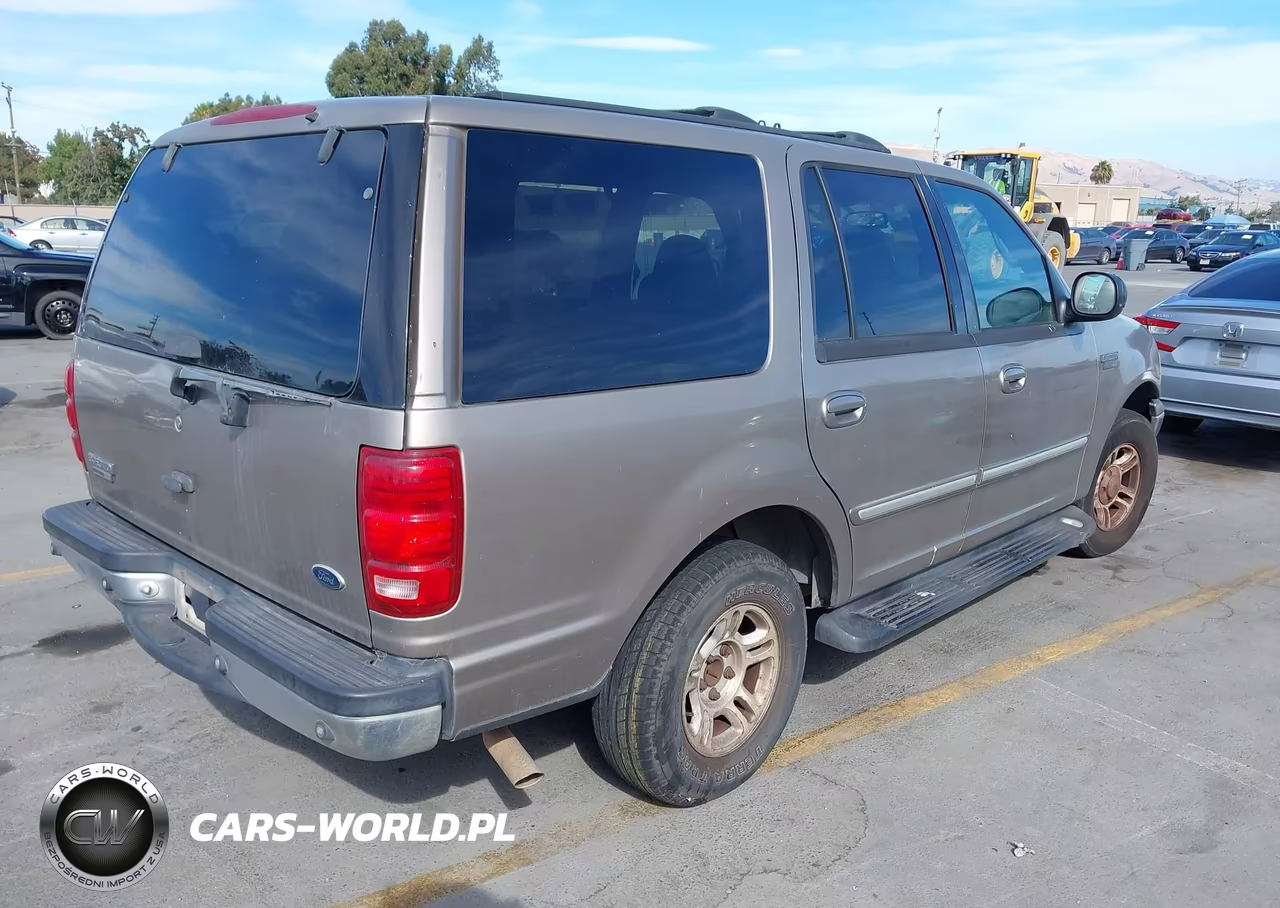 2001 Ford Expedition Xlt VIN:1FMEU15W61LB23228 - 4