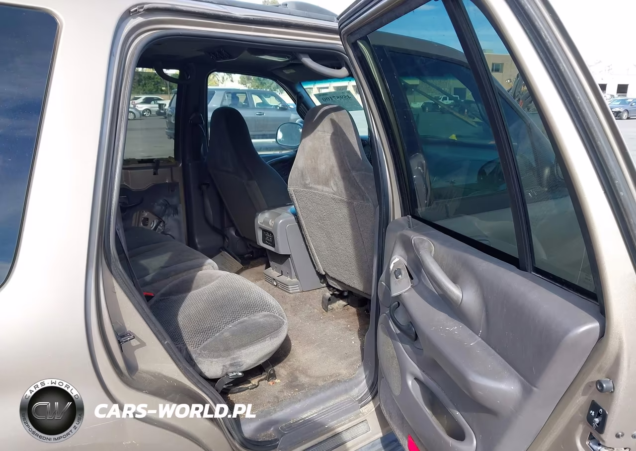 2001 Ford Expedition Xlt VIN:1FMEU15W61LB23228 - 8