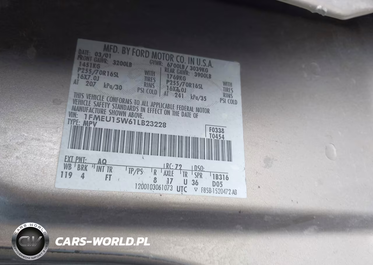 2001 Ford Expedition Xlt VIN:1FMEU15W61LB23228 - 9