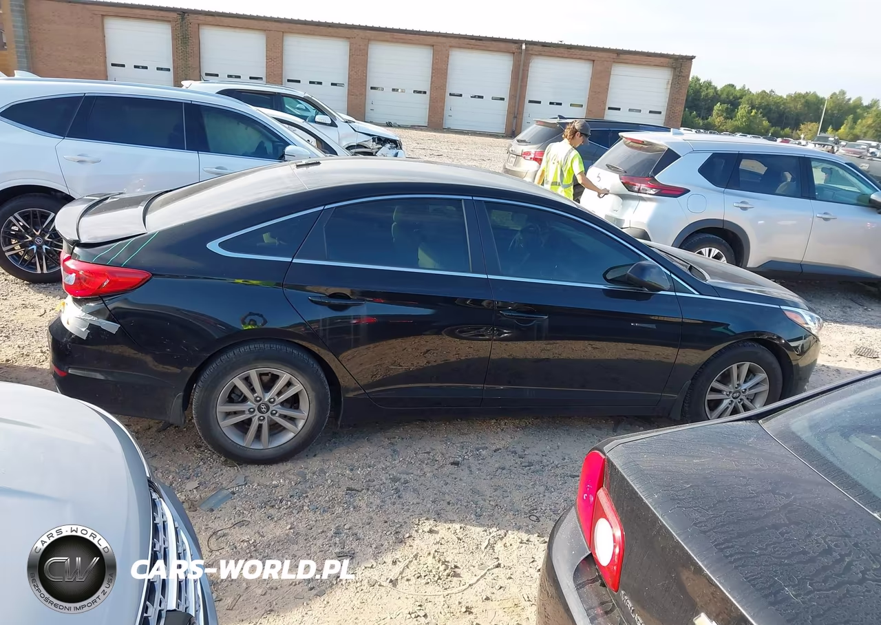 2015 Hyundai Sonata Se VIN:5NPE24AF2FH203235 - 13