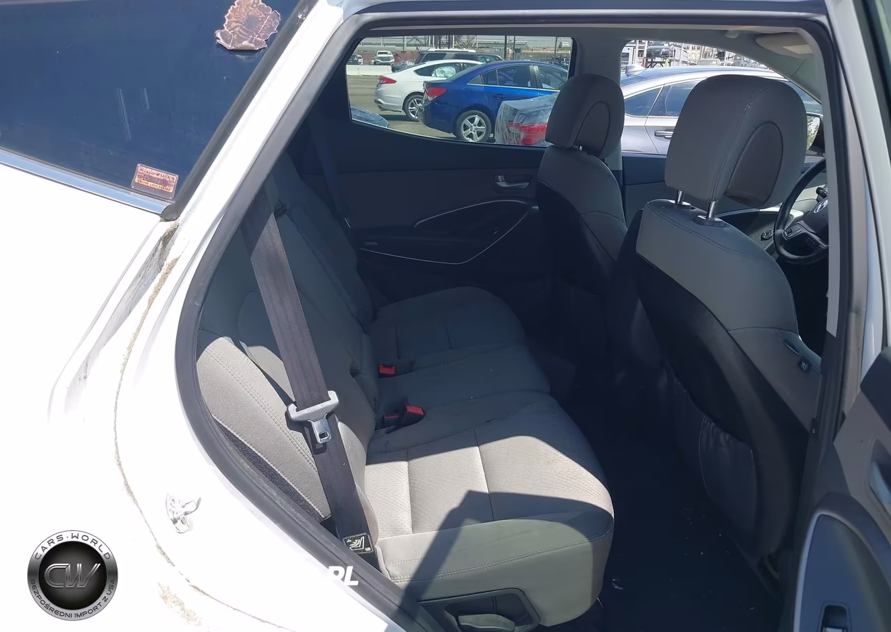 2014 Hyundai Santa Fe Sport 2.4L VIN:5XYZU3LB3EG217747 - 8
