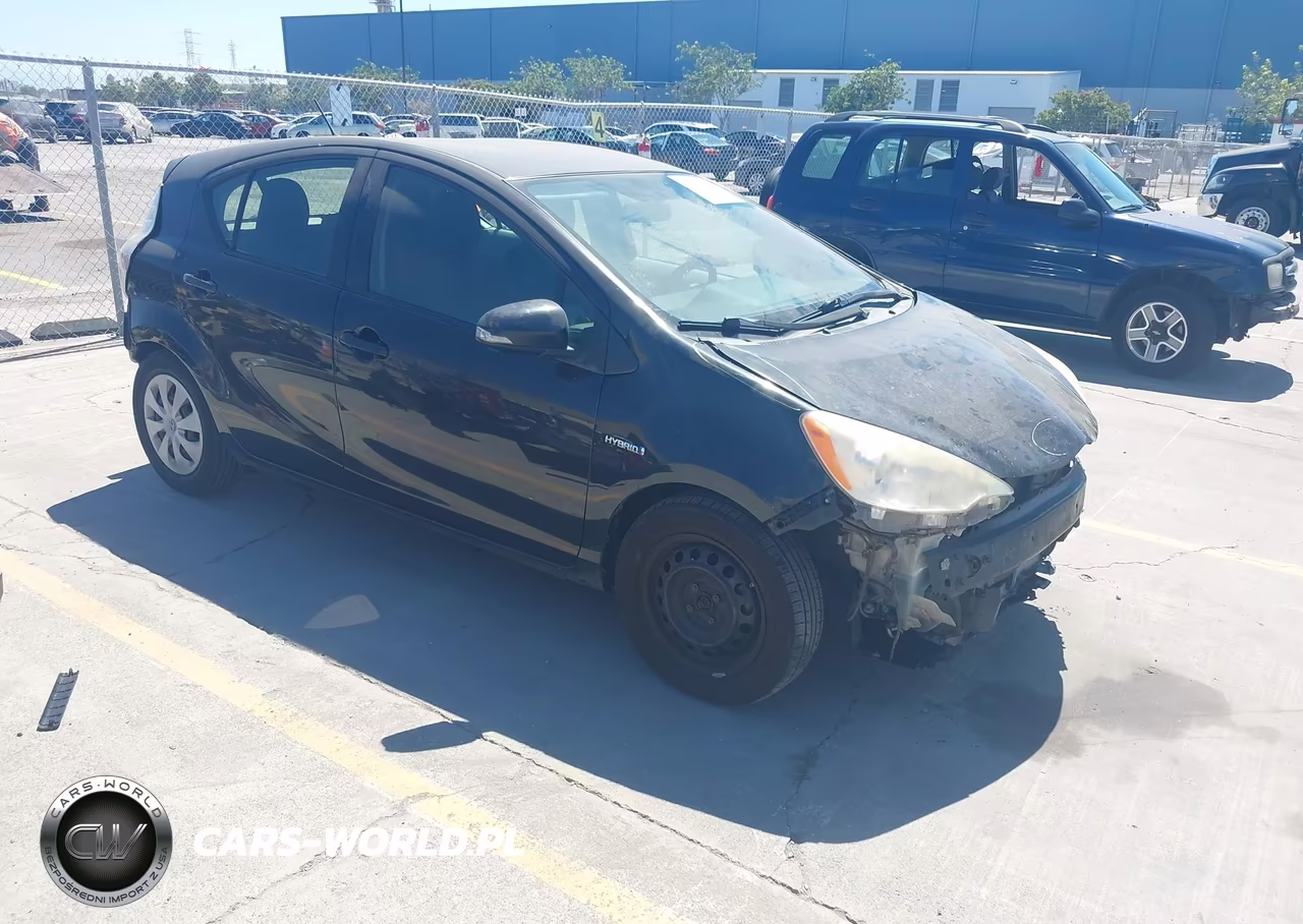 2013 Toyota Prius C Two