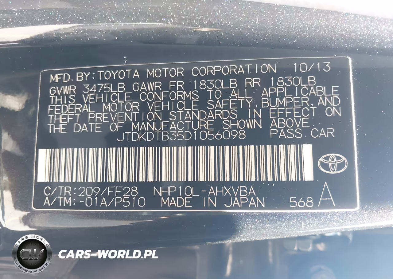2013 Toyota Prius C Two VIN:JTDKDTB35D1056098 - 9