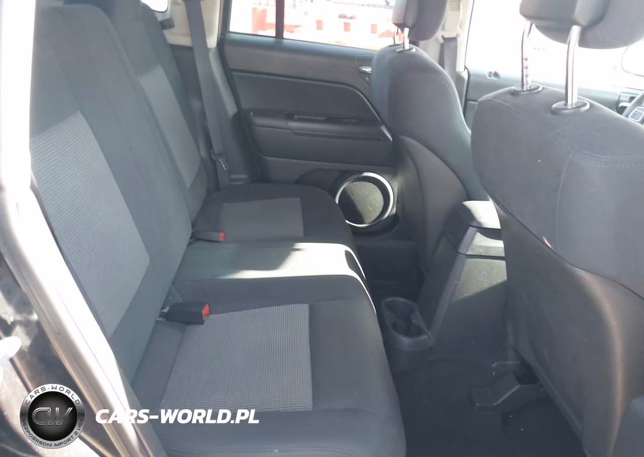 2011 Jeep Compass VIN:1J4NF1FB2BD218174 - 8