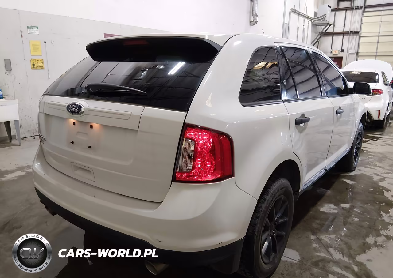 2013 Ford Edge Se VIN:2FMDK3GCXDBB74932 - 4