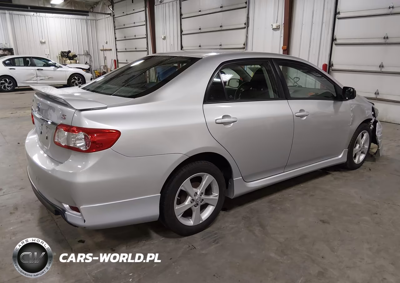 2013 Toyota Corolla S VIN:5YFBU4EE4DP080486 - 4