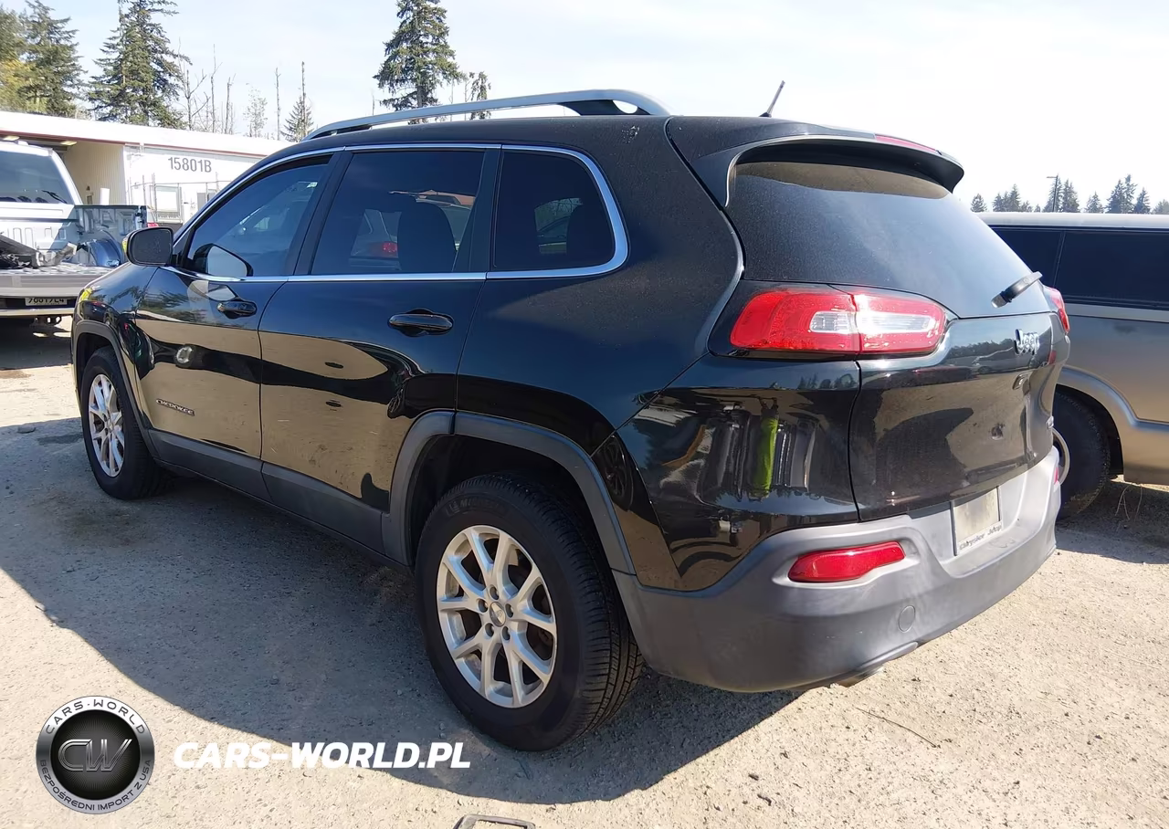 2014 Jeep Cherokee Latitude VIN:1C4PJLCS4EW202726 - 3