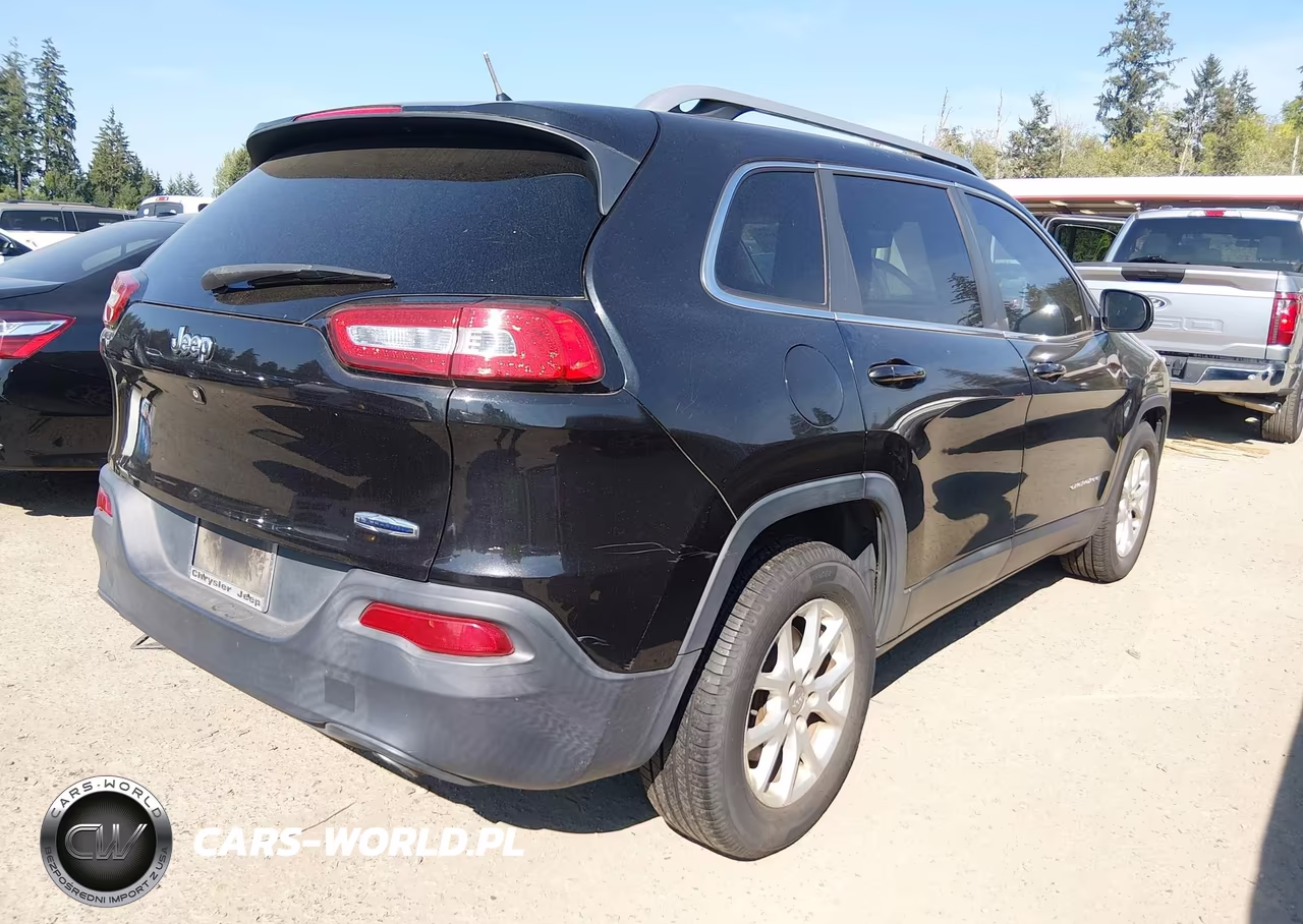 2014 Jeep Cherokee Latitude VIN:1C4PJLCS4EW202726 - 4